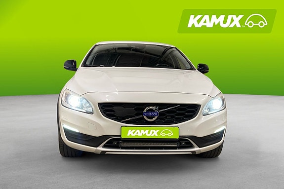 Volvo S60 Cross Country 6 of 22