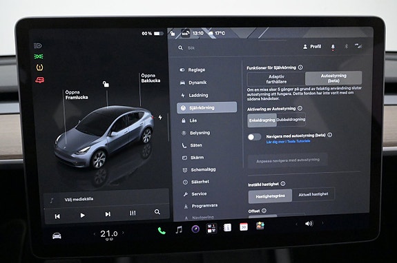 Tesla Model Y 12 of 27