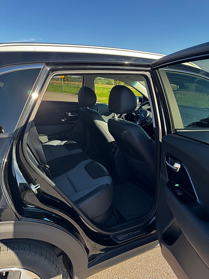 Kia e-Niro 11 of 17