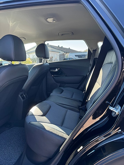 Kia e-Niro 9 of 17