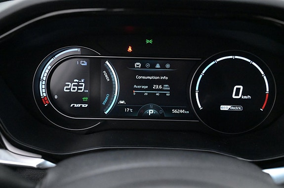 Kia e-Niro 8 of 27
