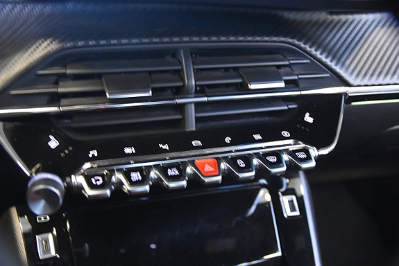 Peugeot 2008 14 of 16