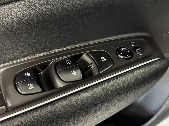 Renault Koleos 16 of 29