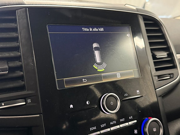 Renault Koleos 18 of 29