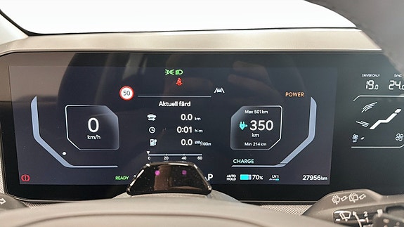 Kia EV3 8 of 14
