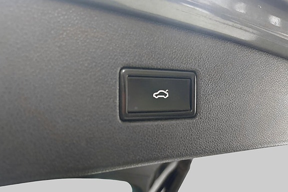 Volkswagen Tiguan 18 of 19
