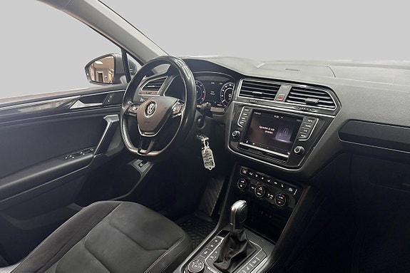 Volkswagen Tiguan 11 of 19