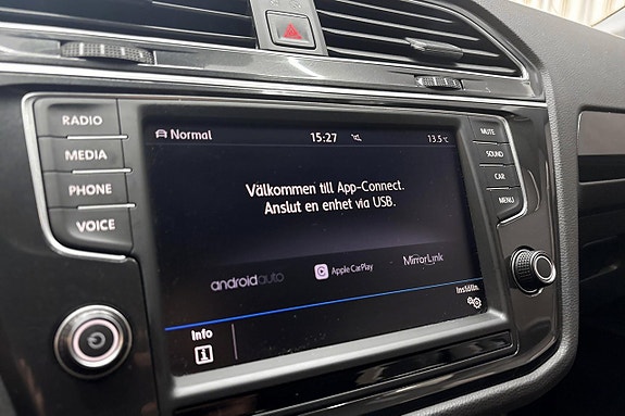 Volkswagen Tiguan 14 of 19