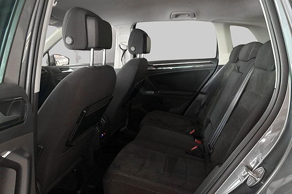 Volkswagen Tiguan 8 of 19
