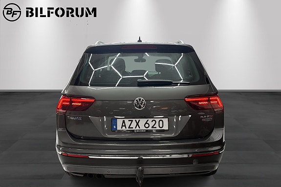 Volkswagen Tiguan 5 of 19