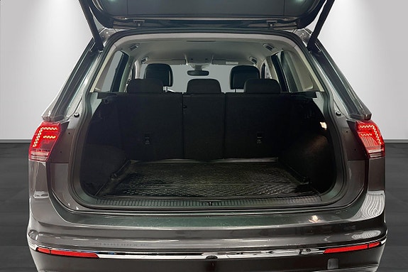 Volkswagen Tiguan 19 of 19