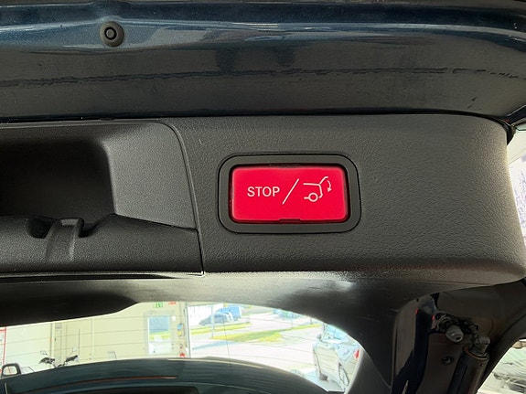 Mercedes-Benz B250 e 14 of 15