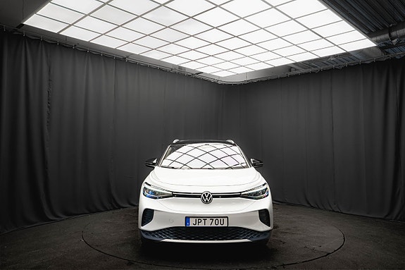Volkswagen ID.4 4 of 19