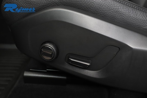 Volvo XC60 7 of 24