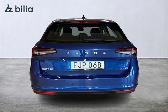 Skoda Superb 4 of 12