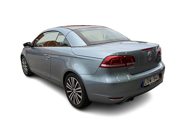 Volkswagen Eos 10 of 16