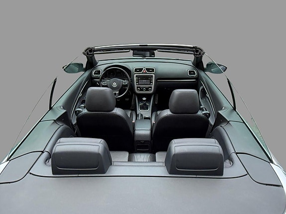 Volkswagen Eos 11 of 16