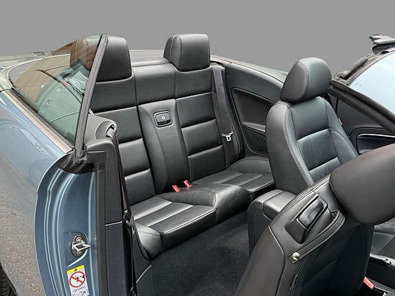 Volkswagen Eos 13 of 16