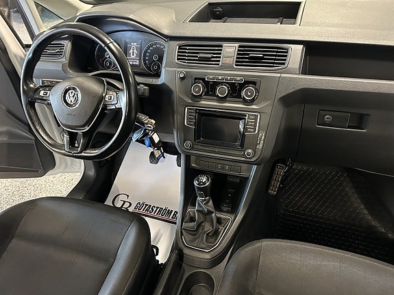 Volkswagen Caddy 23 of 27