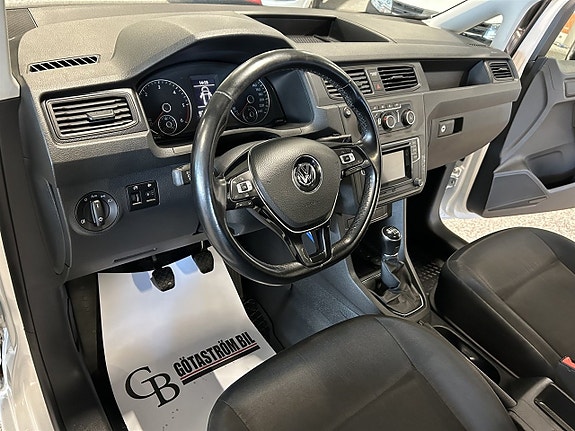 Volkswagen Caddy 14 of 27