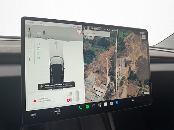 Tesla Model 3 18 of 30