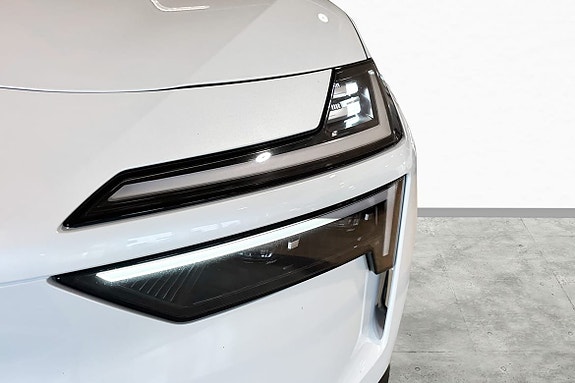 Polestar 4 26 of 30