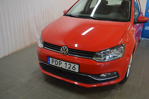 Volkswagen Polo 2 of 18