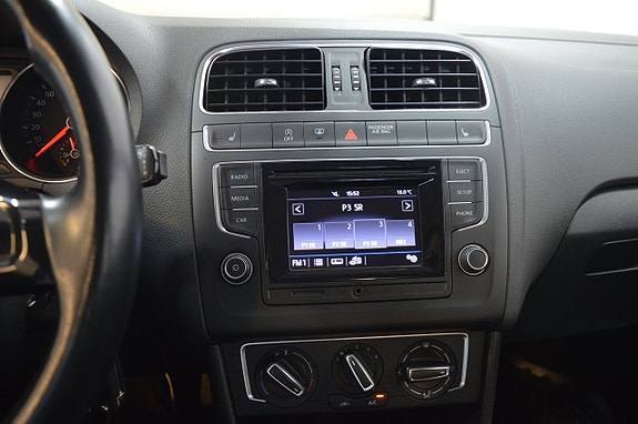 Volkswagen Polo 11 of 18