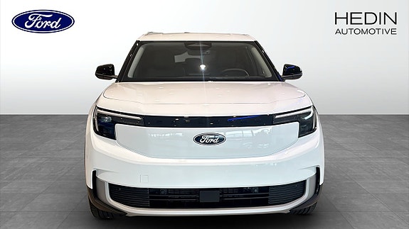 Ford Explorer 7 of 13