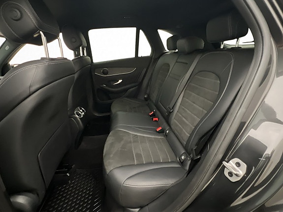 Mercedes-Benz GLC300 de 21 of 30