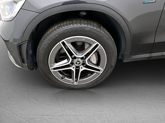 Mercedes-Benz GLC300 de 28 of 30