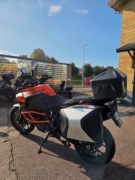 KTM 1290 Super Adventure -20 5 of 9