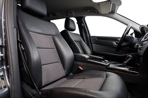 Mercedes-Benz E220 20 of 22