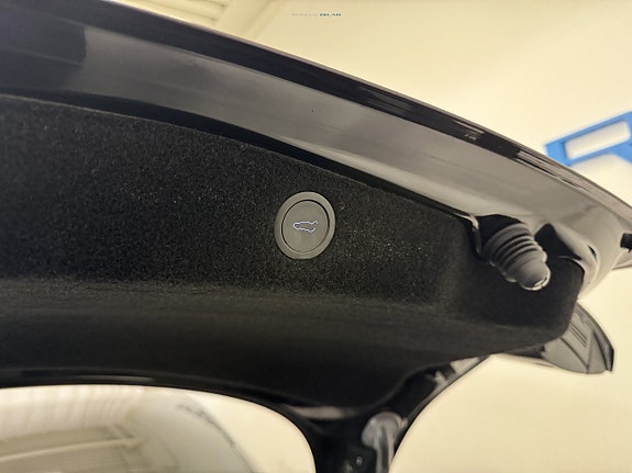 Tesla Model 3 15 of 24