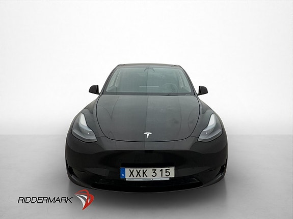 Tesla Model Y 3 of 30