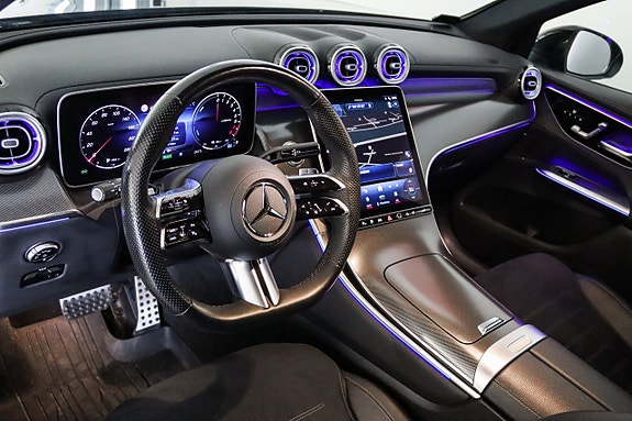 Mercedes-Benz GLC300 e 7 of 23