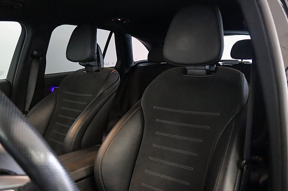 Mercedes-Benz GLC300 e 8 of 23