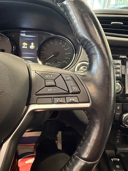 Nissan X-Trail 16 of 21