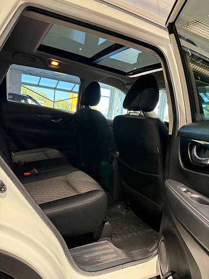 Nissan X-Trail 10 of 21