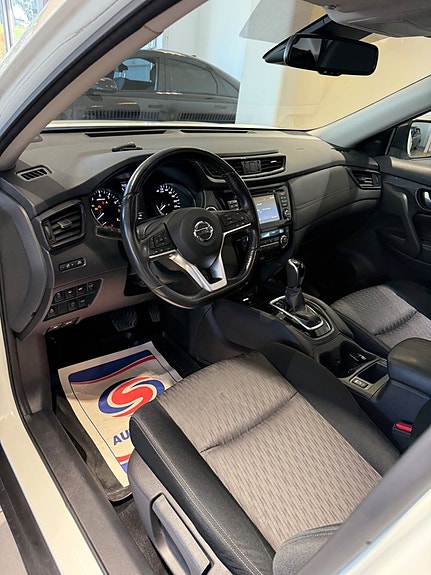 Nissan X-Trail 12 of 21