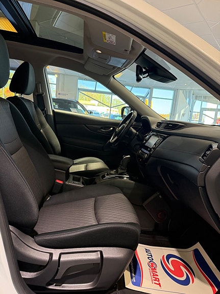 Nissan X-Trail 9 of 21