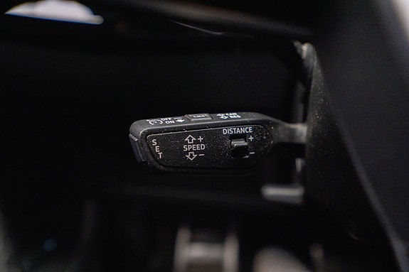 Audi Q8 e-tron 21 of 23