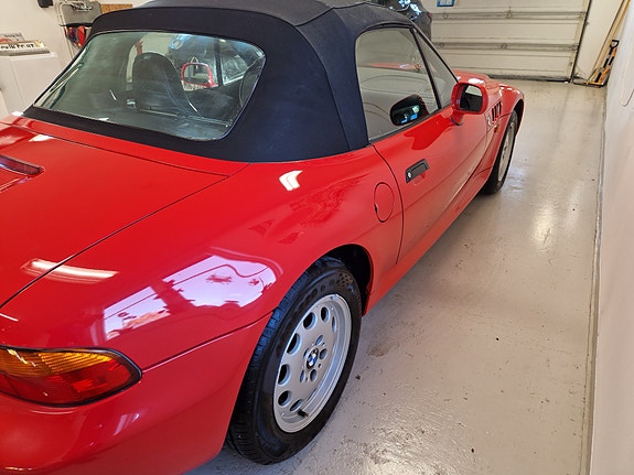 BMW Z3 2 of 7