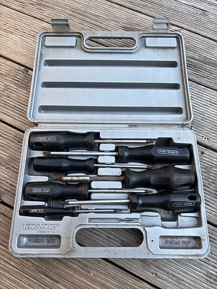 Product image 1 of 2