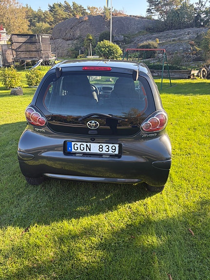 Toyota Aygo 4 of 6