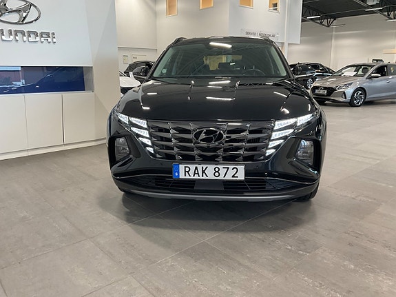 Hyundai Tucson 2 of 21