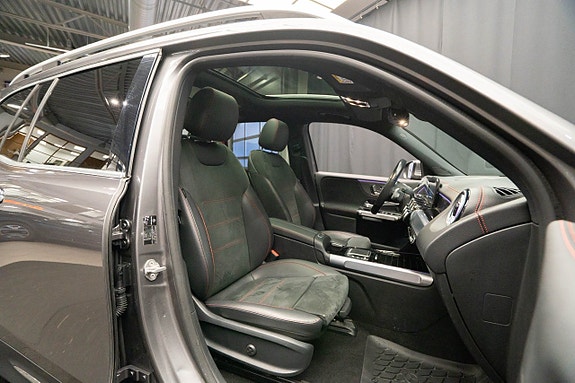 Mercedes-Benz EQB350 20 of 23