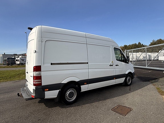 Mercedes-Benz Sprinter 211 4 of 14
