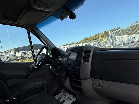 Mercedes-Benz Sprinter 211 10 of 14