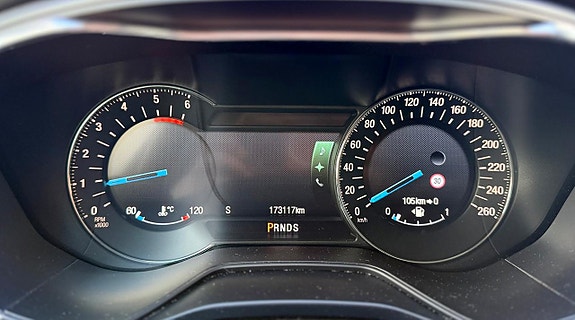 Ford Mondeo 14 of 19